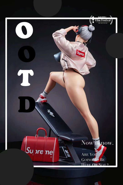 Qi Feng Studio - Fitness Girl Chen Zi Mi Katrina [2 Variants]
