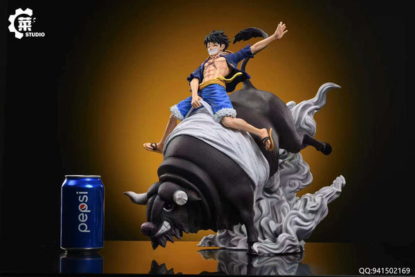 Cai Studio - Bull Riding Luffy