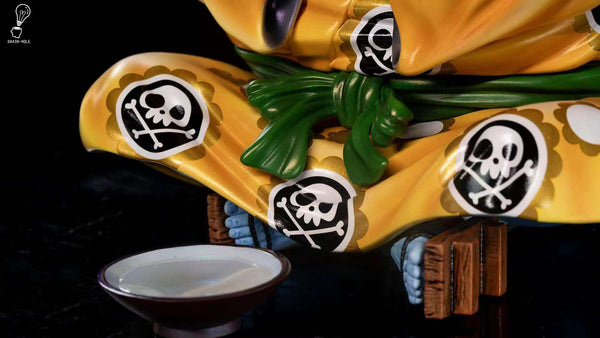 Brain Hole Studio - Sitting Jinbe / Sitting Gecko Moria