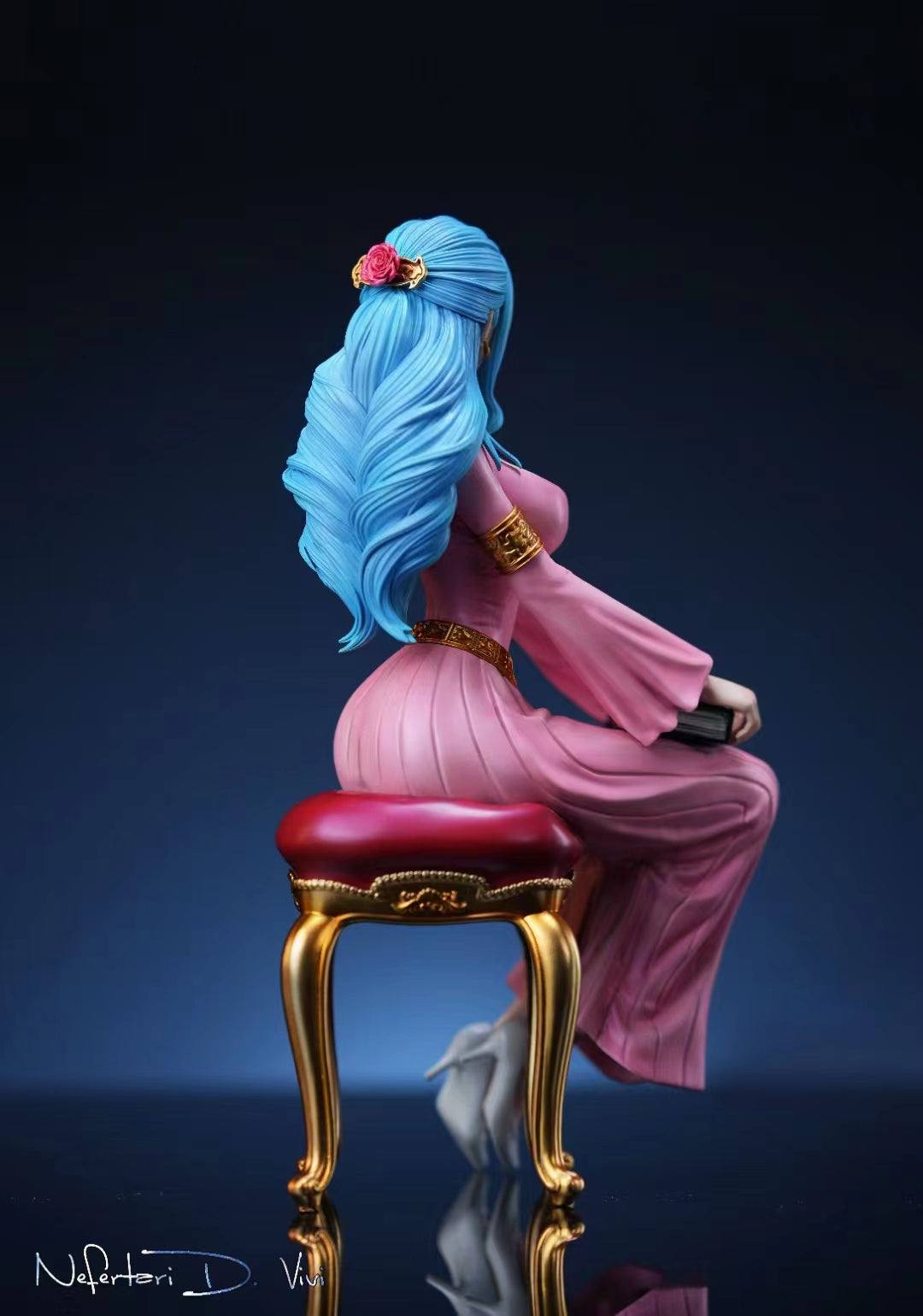 Hinami Studio - Sitting Nefertari Vivi