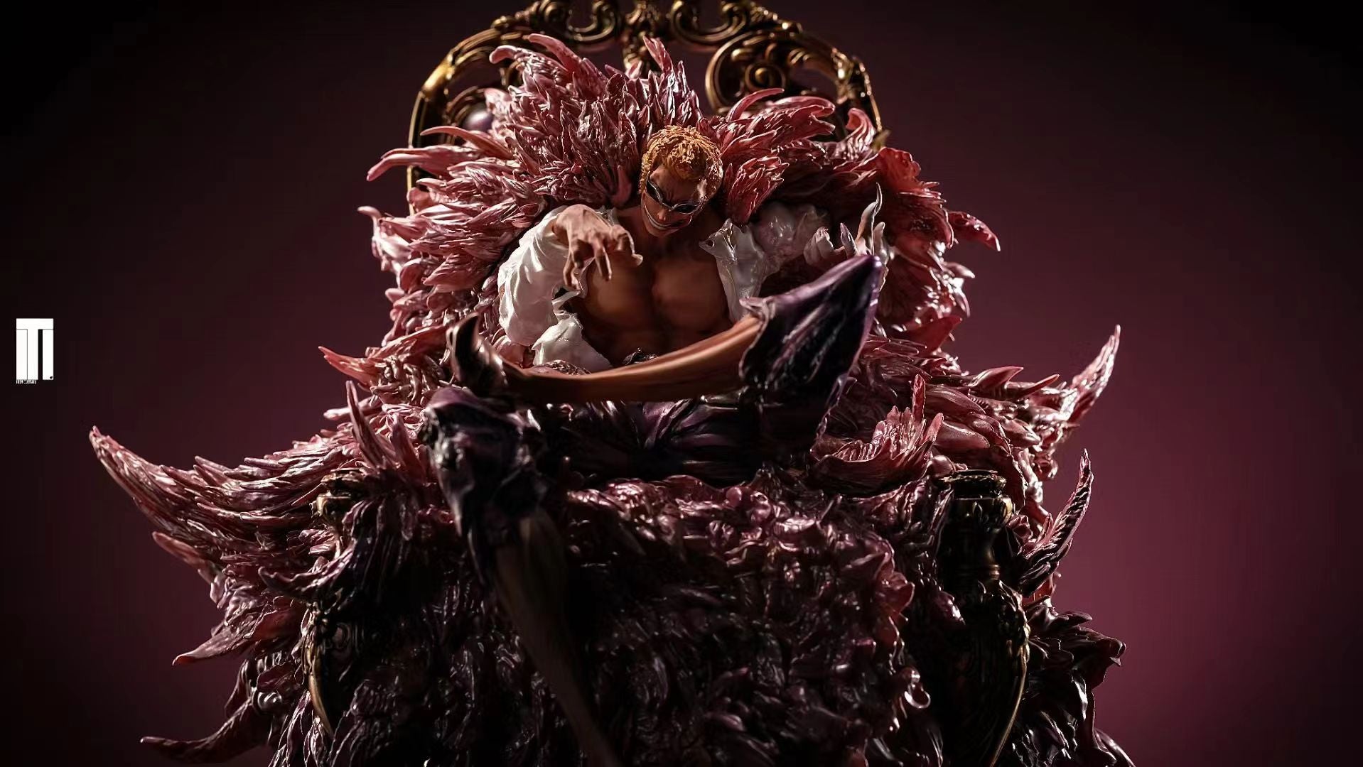 Iron Curtain Studio - Donquixote Doflamingo [2 Variants]