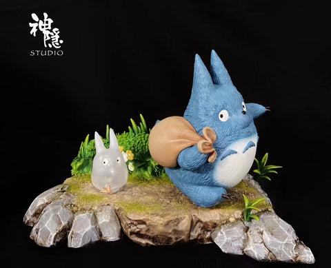 Shen Yin Studio - Running Totoro