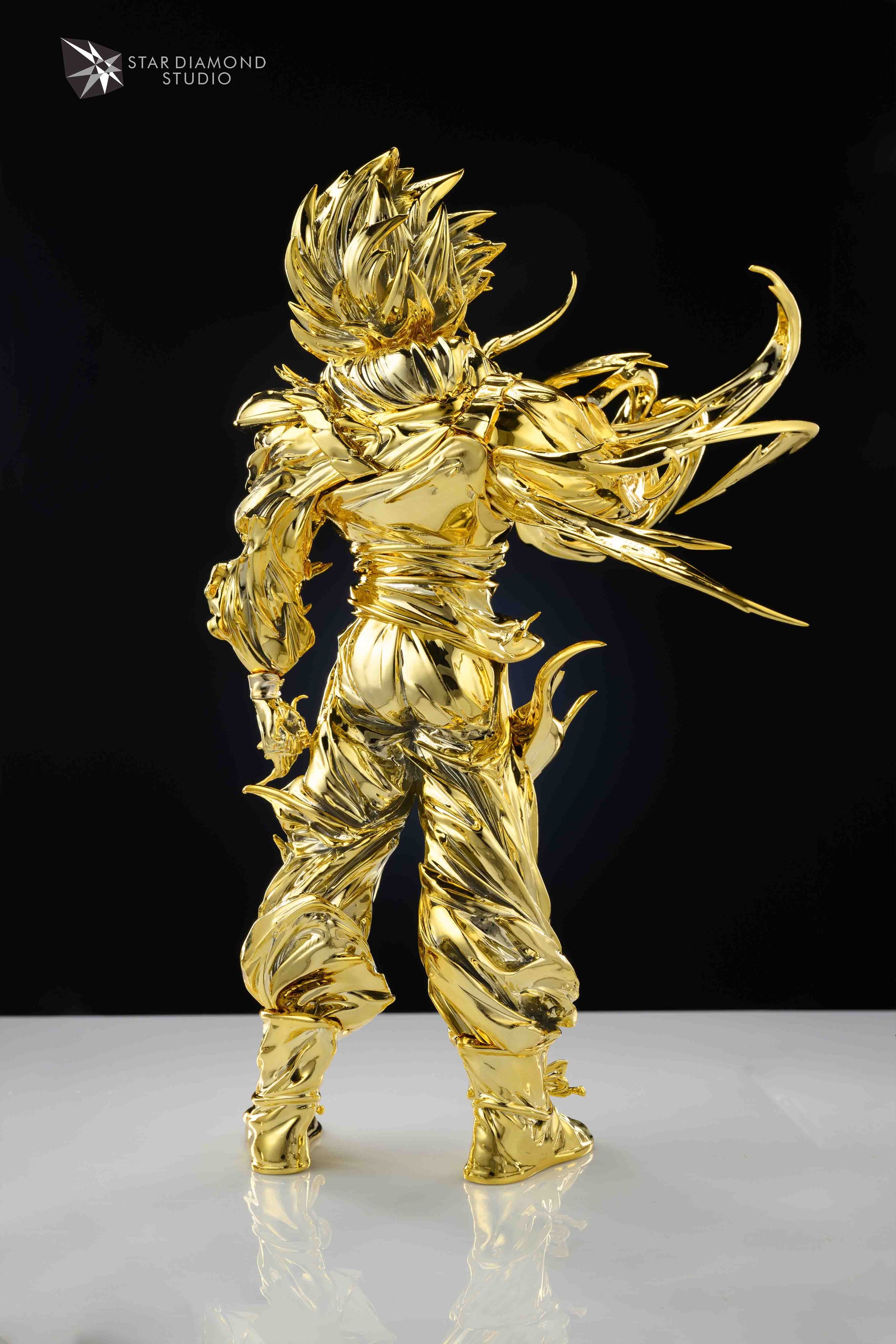 Star Diamond Studio - Super Saiyan Son Goku Space Suit Ver