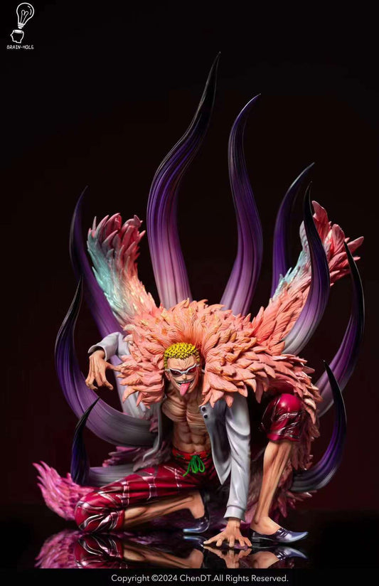 Brain Hole Studio - Squatting Donquixote Doflamingo