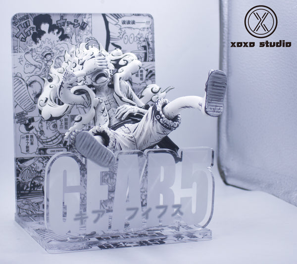 XOXO Studio - Nika Luffy Black & White Comic Ver.