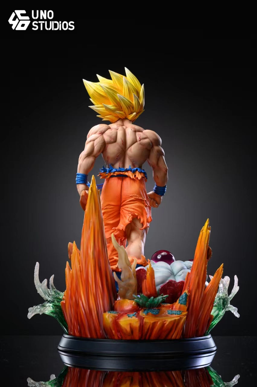 UNO Studio - 1/5 Scale Son Goku vs Frieza / 1/3 Scale Son Goku