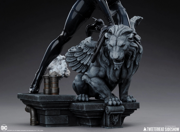 Sideshow x Tweeterhead - Catwoman [2 Variants]