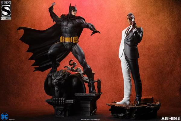 Sideshow x Tweeterhead  - Batman Black and Gray Ver. [9113892]