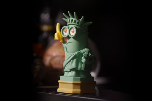 COP Studio - Minions Cosplay Statue of Liberty [4 Variants]