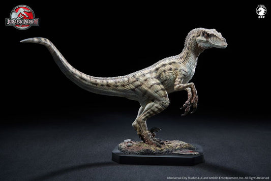 W-Dragon Studio - Velociraptor Female
