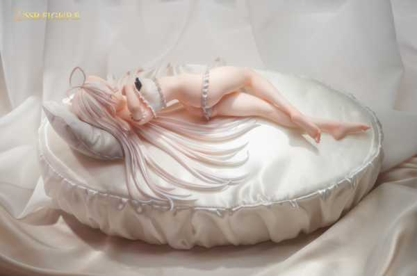 SSR Figure - Wake Up White Hair Girl