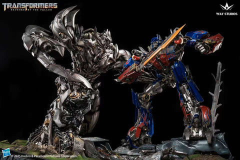 Way Studios - Optimus Prime vs Megatron [Licensed]