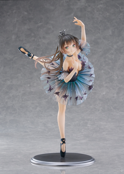 Wave Studio - Black Swan Girl
