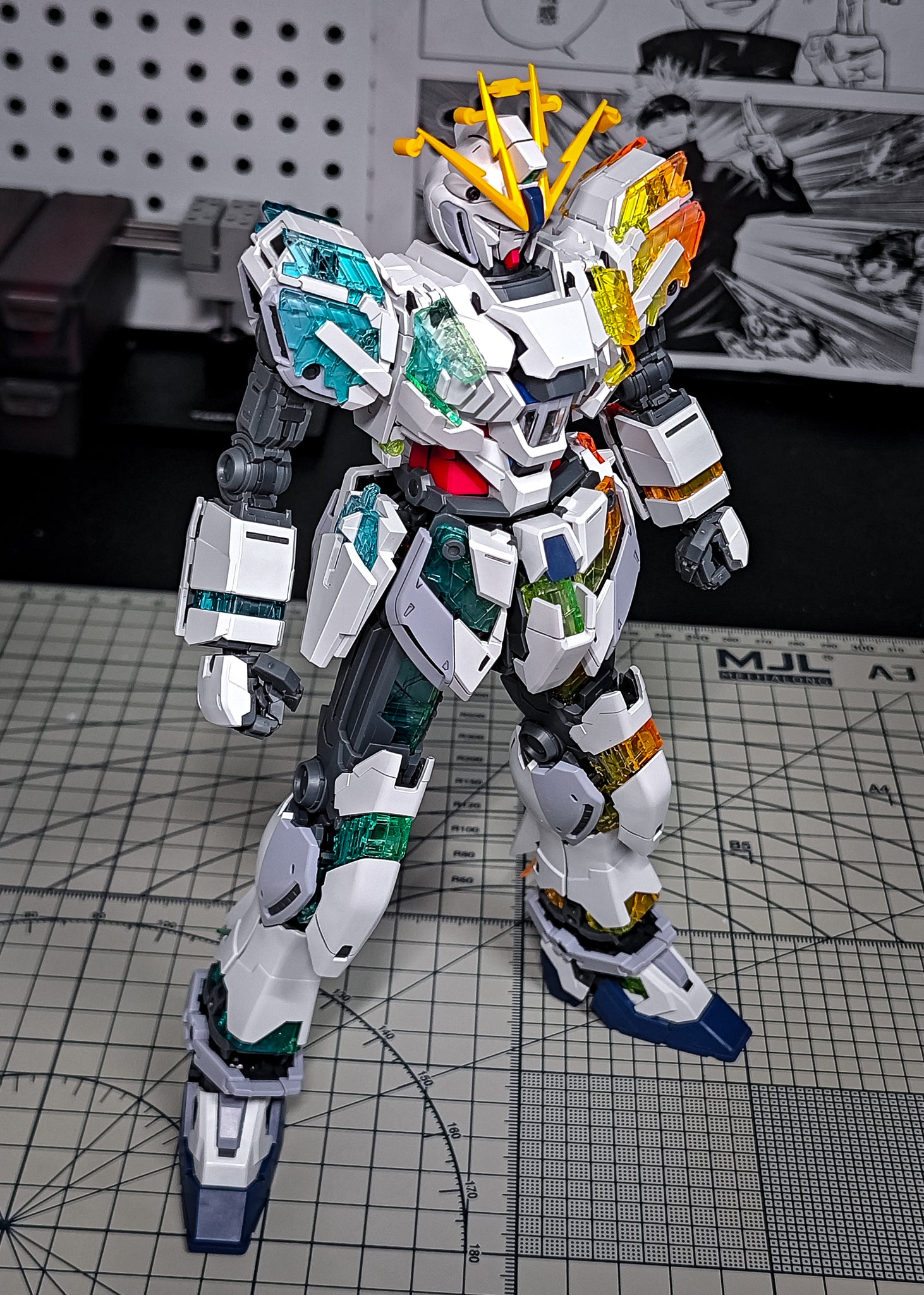 Fan Xing Studio x NoTop Model Club - MG Narrative Gundam
