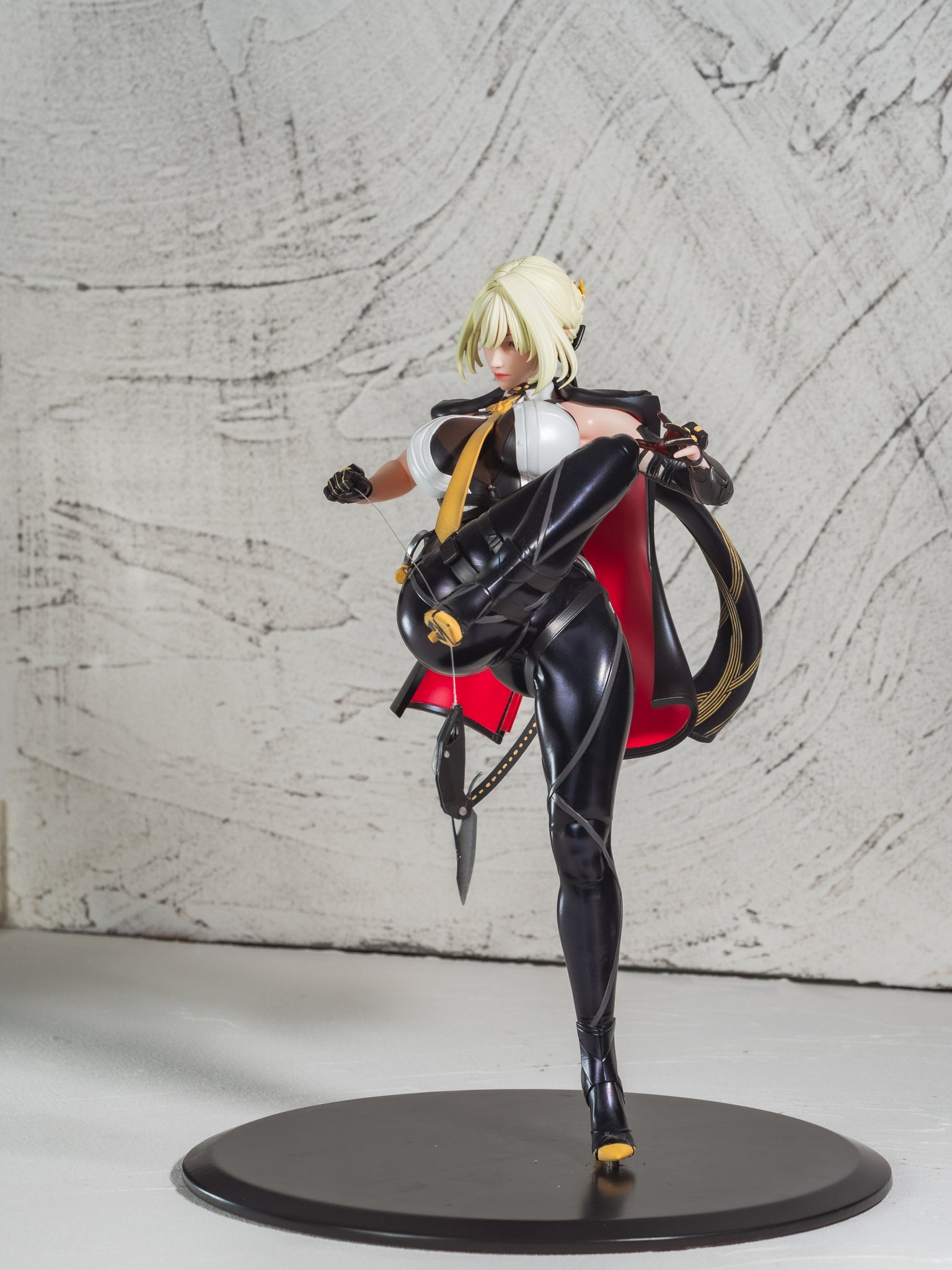 Xing Zhe Studio - Evelyn Chevalier
