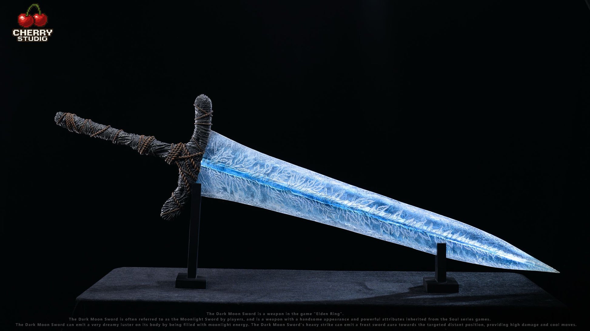 Cherry Studio - Dark Moon Greatsword [2 Variants]