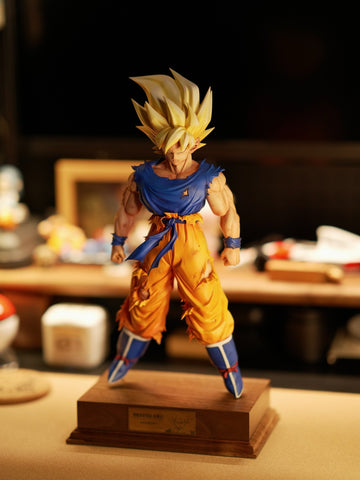Jie Ke Bang Studio - Super Saiyan Son Goku [2 Variants]
