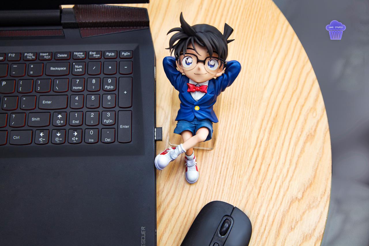 Cake Studio - Boy in Blue Outfit Conan [2 Variants]