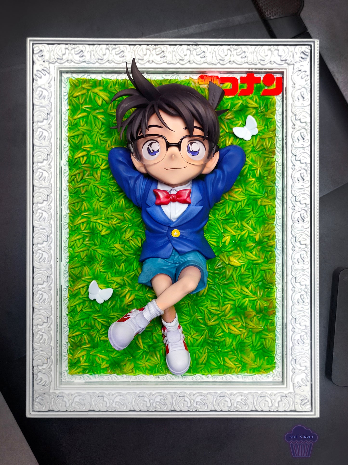 Cake Studio - Boy in Blue Outfit Conan [2 Variants]