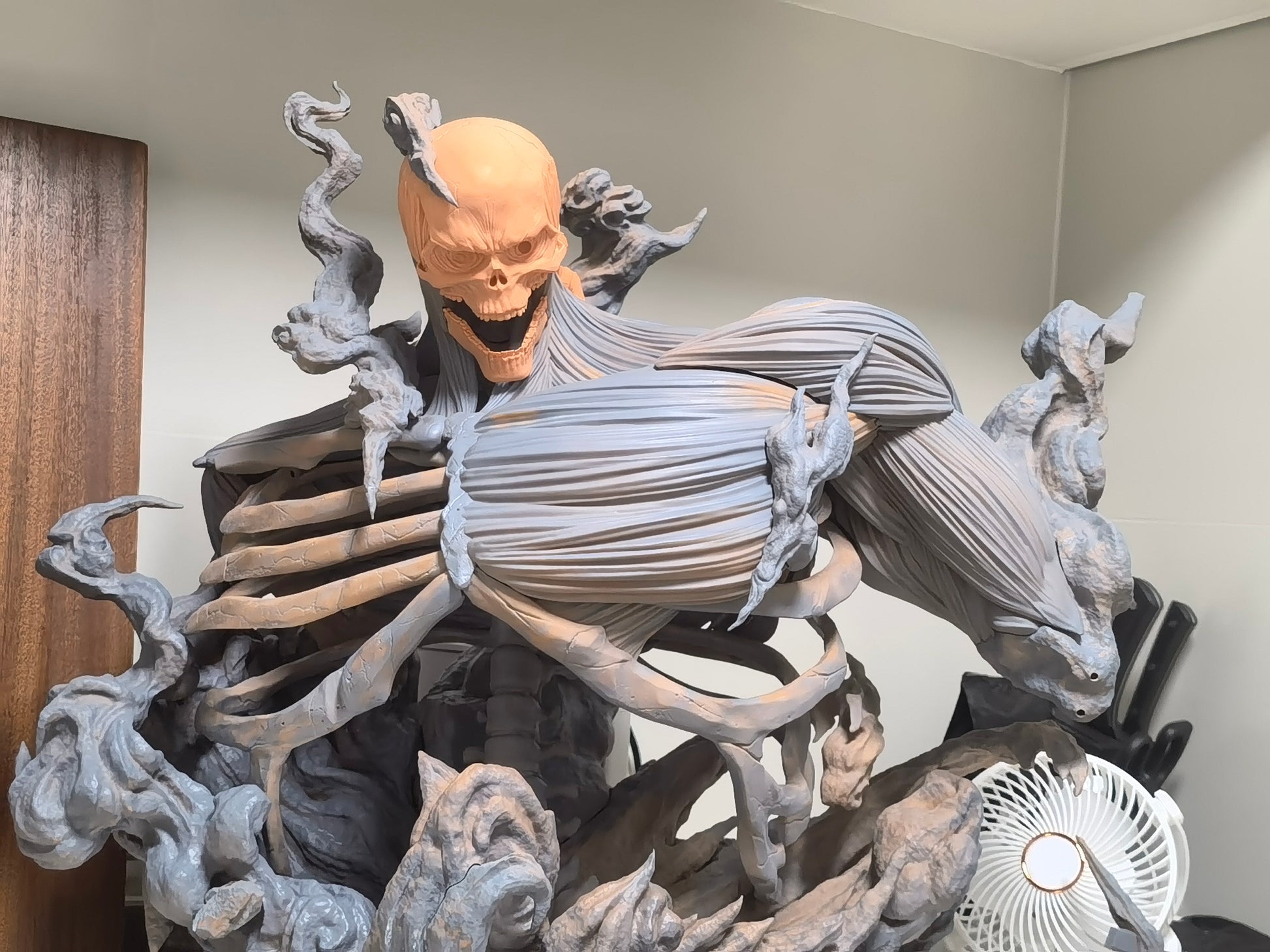AZ Studio - Where the Left Hand Goes: Eren & Skeleton Attack Titan