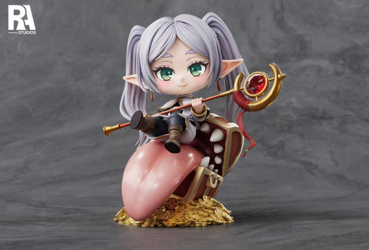 RA Studio - Cute Winter Clothes Frieren Treasure Chest Fortune