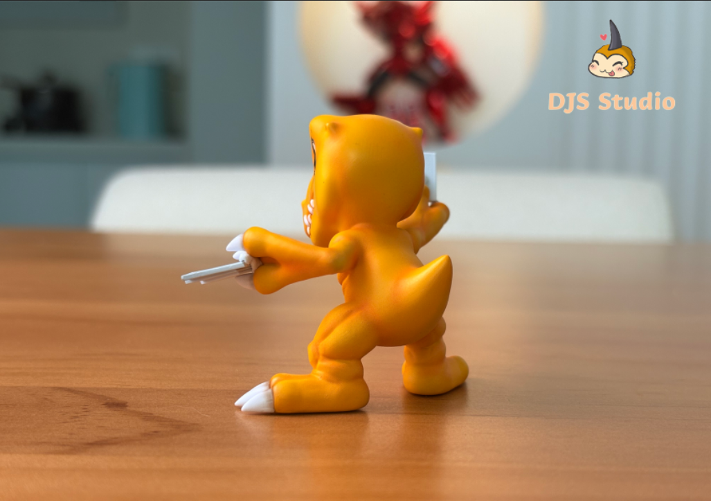 DJS Studio - Agumon the Card Player [2 Variants]