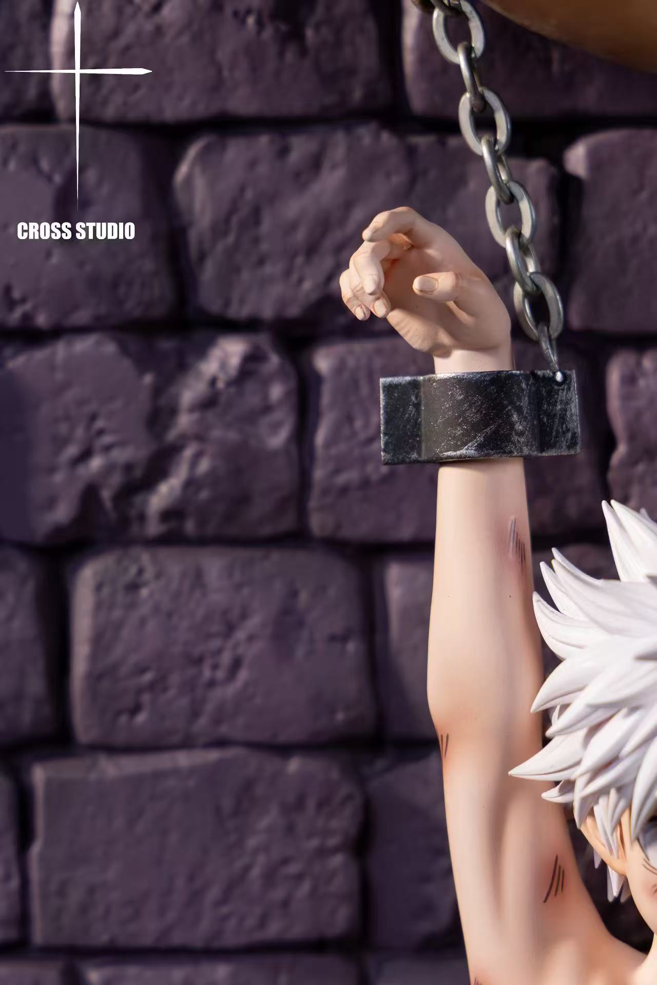 Cross Studio - Hanging and Beating Killua