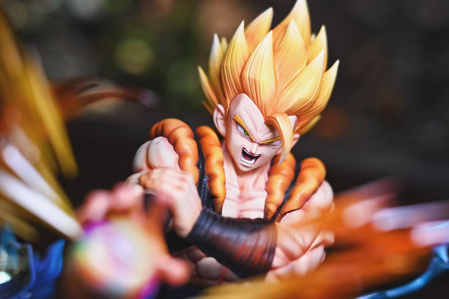 YISHOU Studio - Gogeta