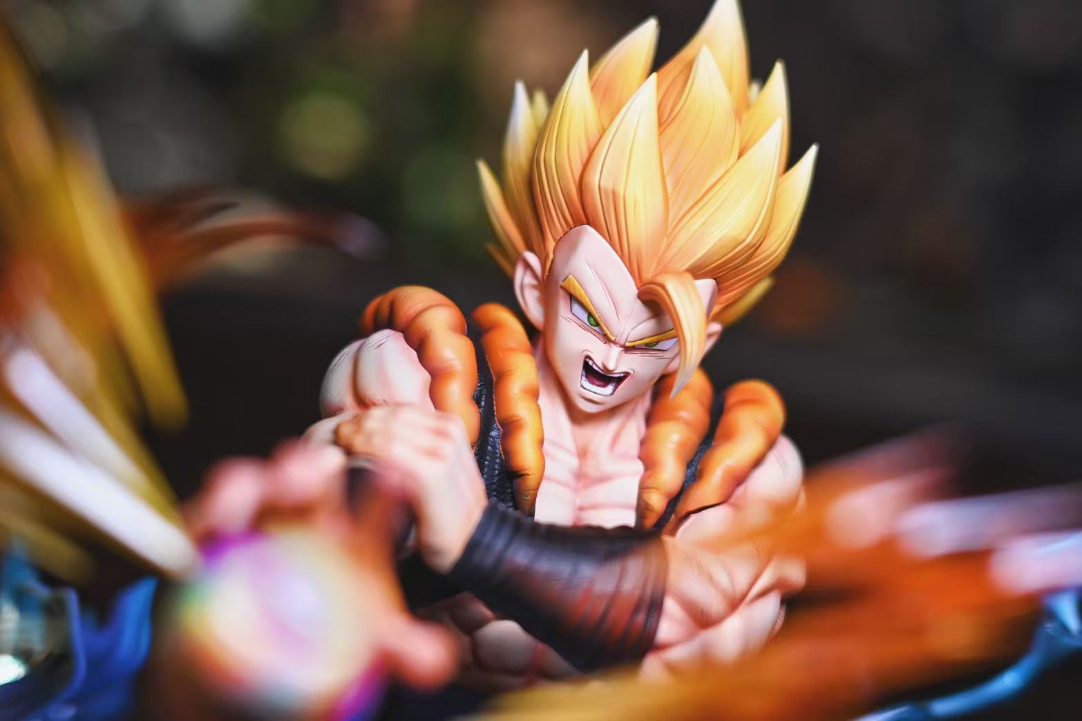 YISHOU Studio - Gogeta