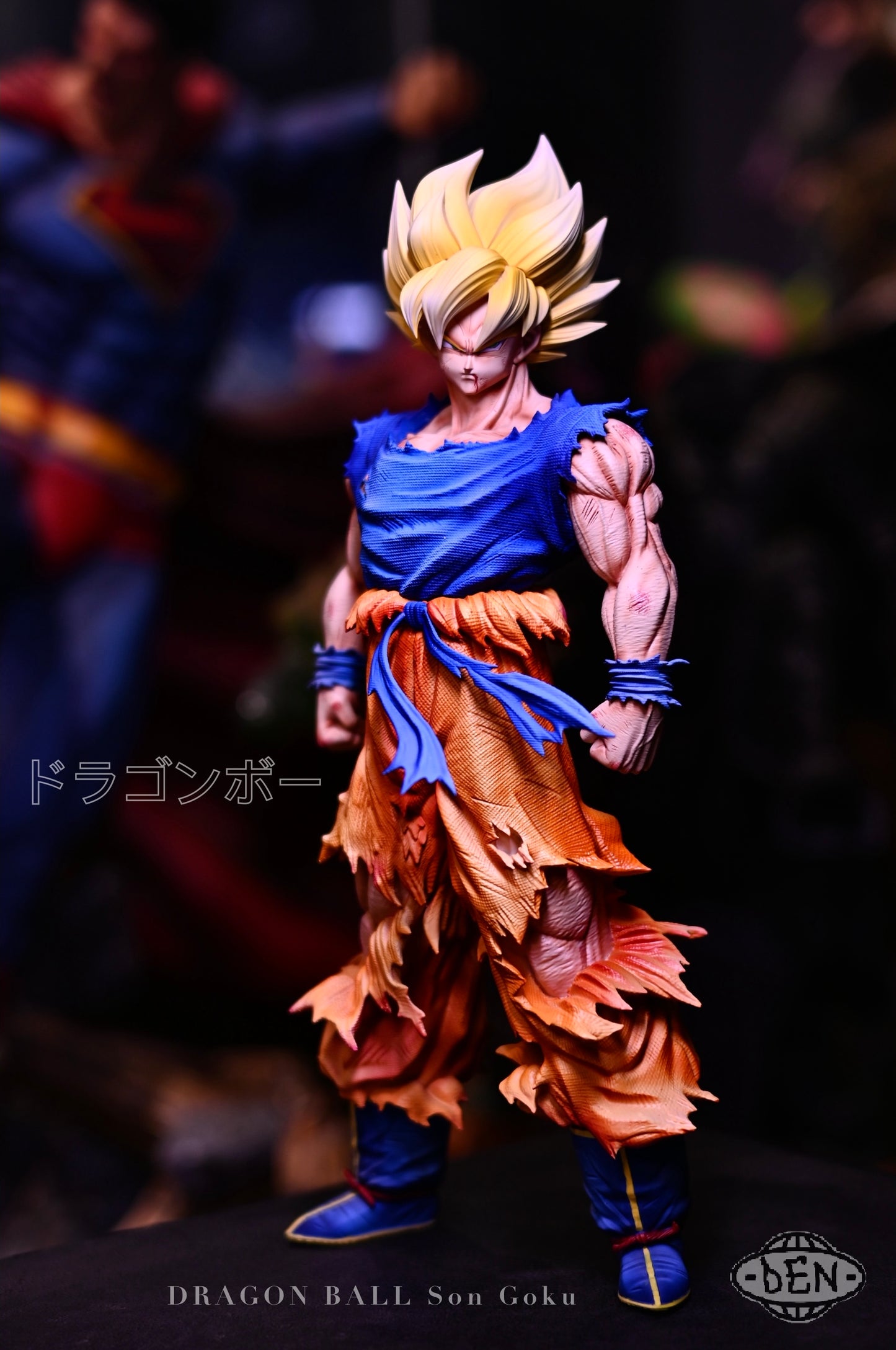 Den Studio - Super Saiyan Goku [First Super]