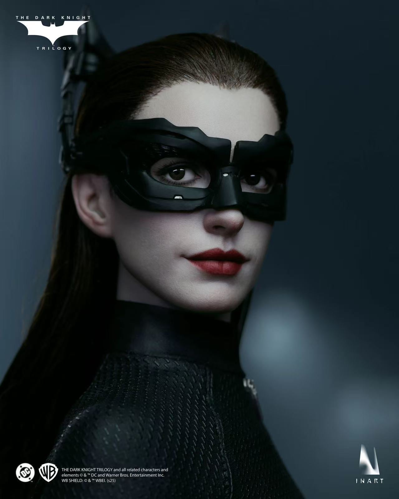 Queen Studios x INART- Catwoman 1/6 Collectible Figure [AgA029]