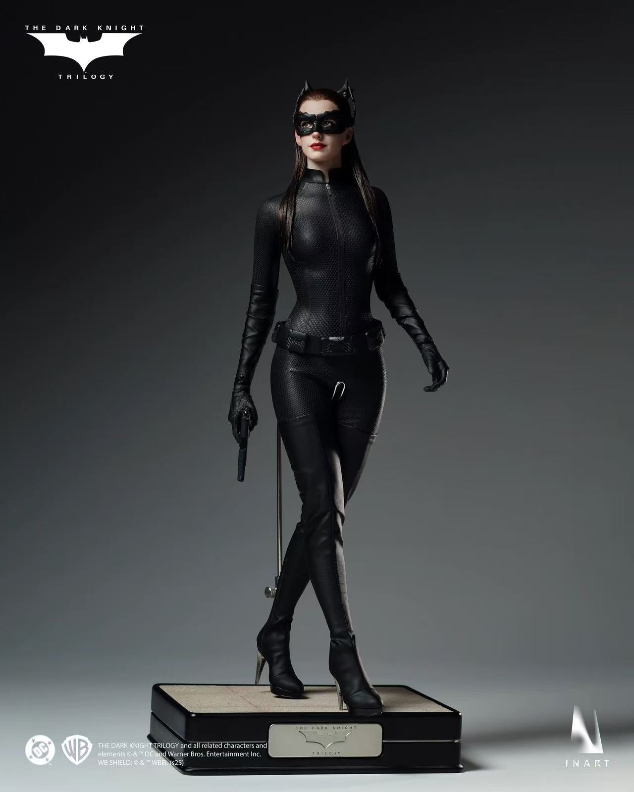 Queen Studios x INART- Catwoman 1/6 Collectible Figure [AgA029]
