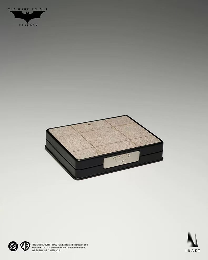 Queen Studios x INART- Catwoman 1/6 Collectible Figure [AgA029]