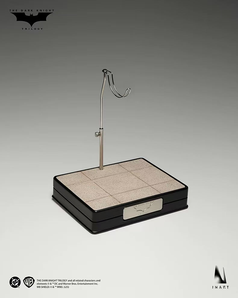 Queen Studios x INART- Catwoman 1/6 Collectible Figure [AgA029]