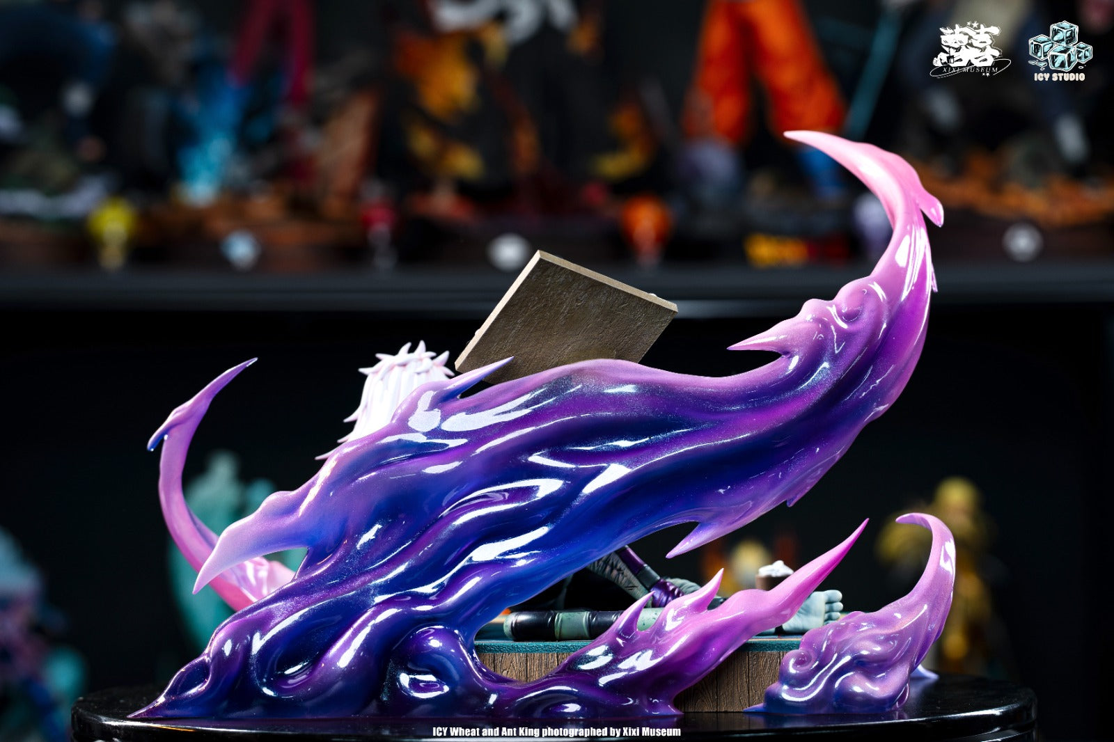 Icy Studio - Meruem X Komugi [3 Variants]