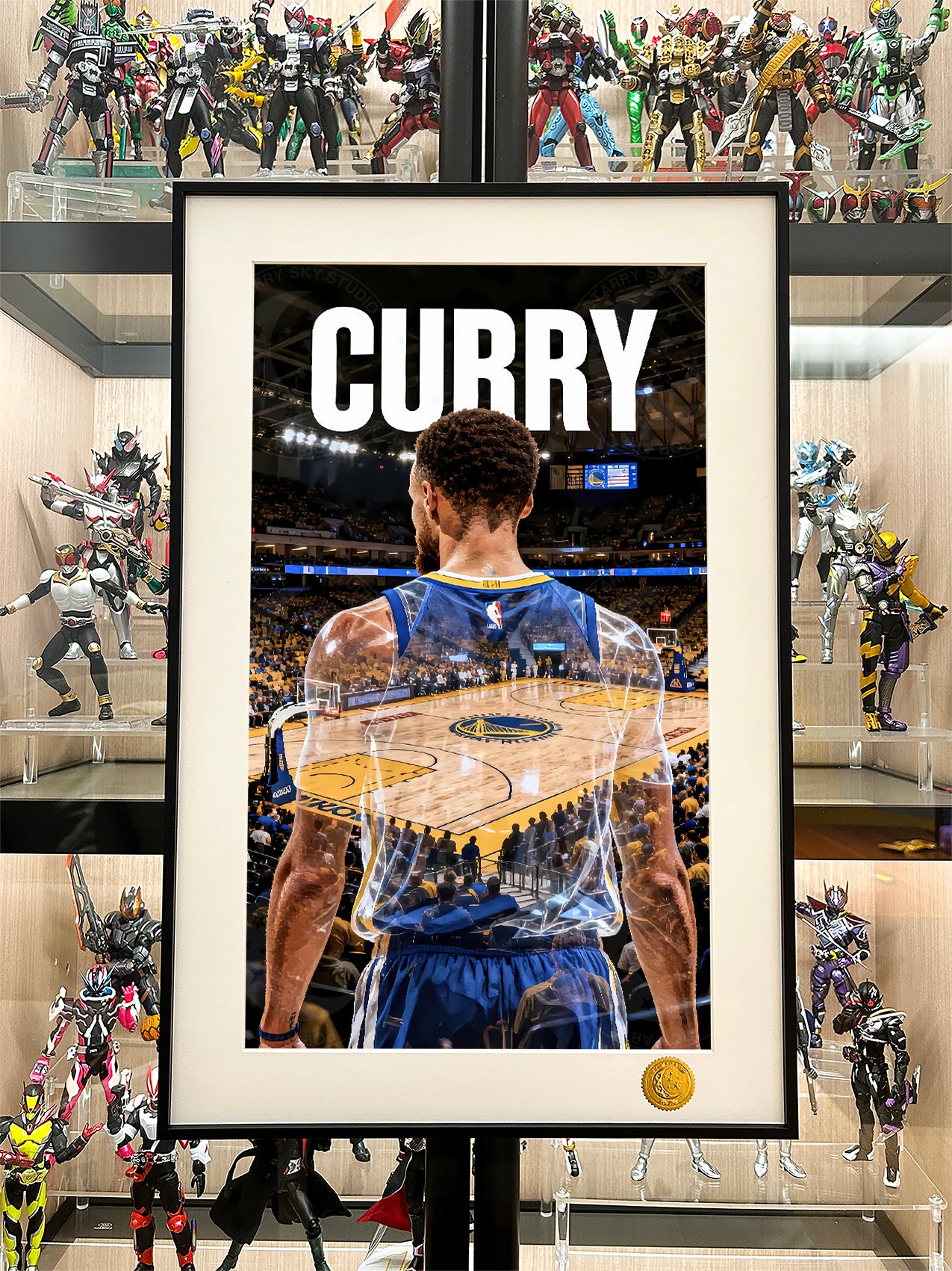 Xing Kong Studio - Curry's Back View Poster Frame