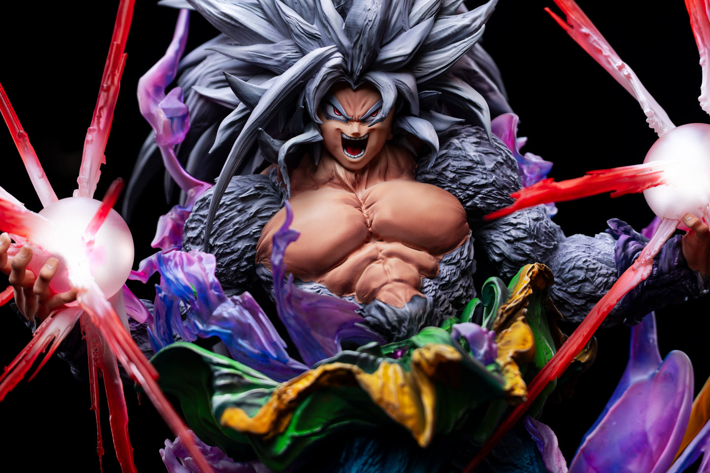 Iron Curtain Studio - Son Goku Super Saiyan [4 Variants]