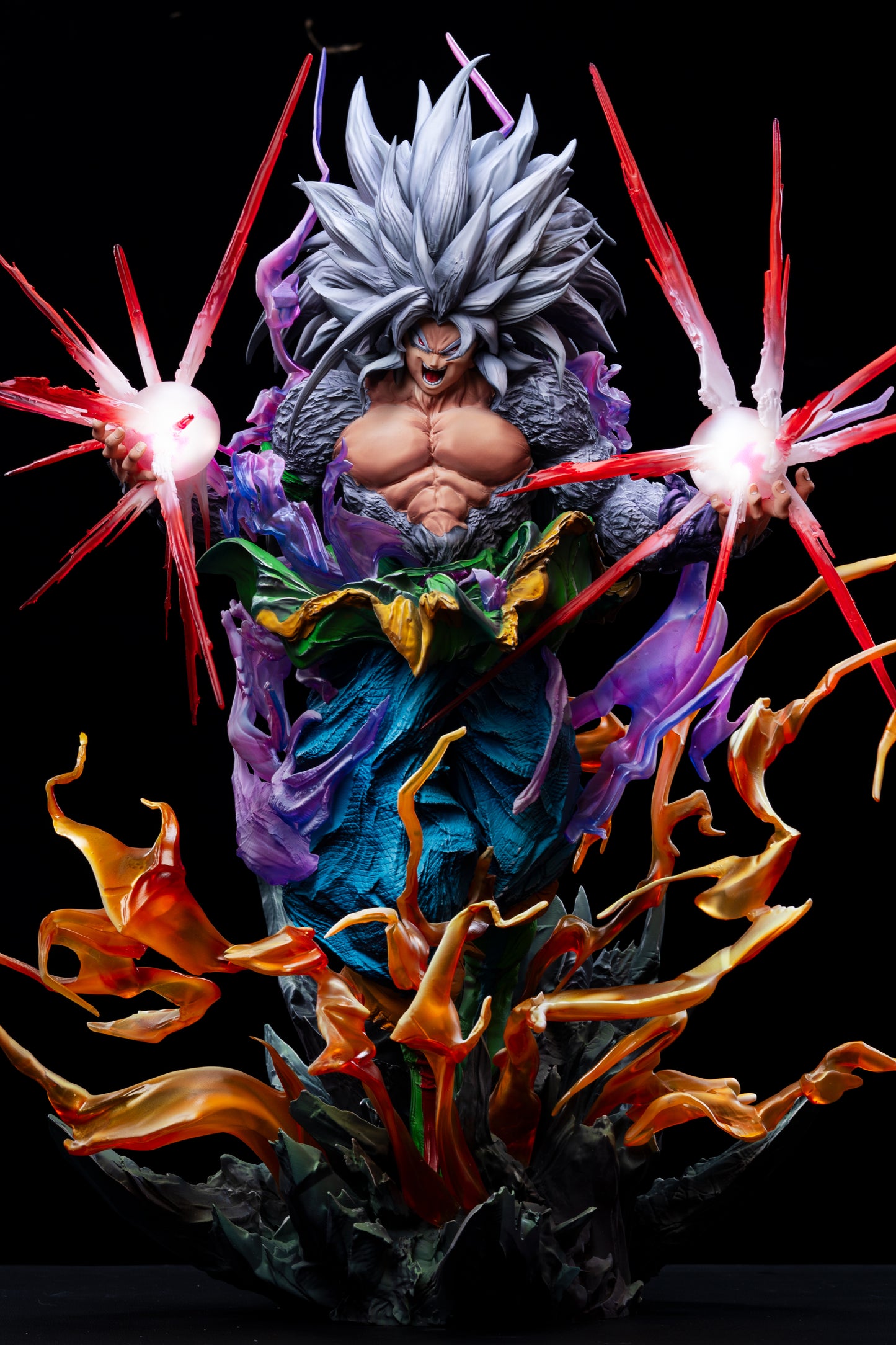 Iron Curtain Studio - Son Goku Super Saiyan [4 Variants]