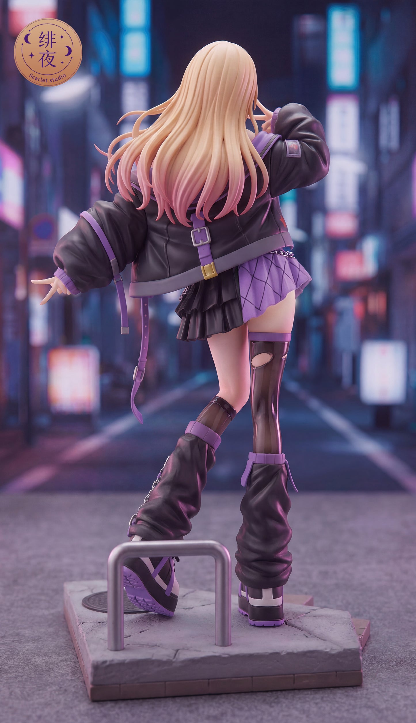 Scarlet Studio - Marin Kitagawa [2 Variants]