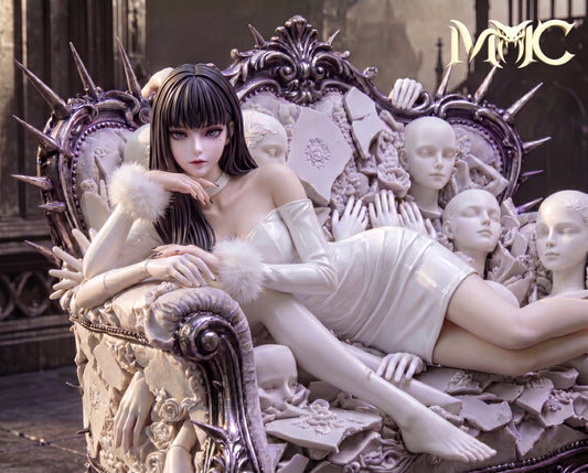 MMC Studio - Tomie Kawakami Junji Ito Manga