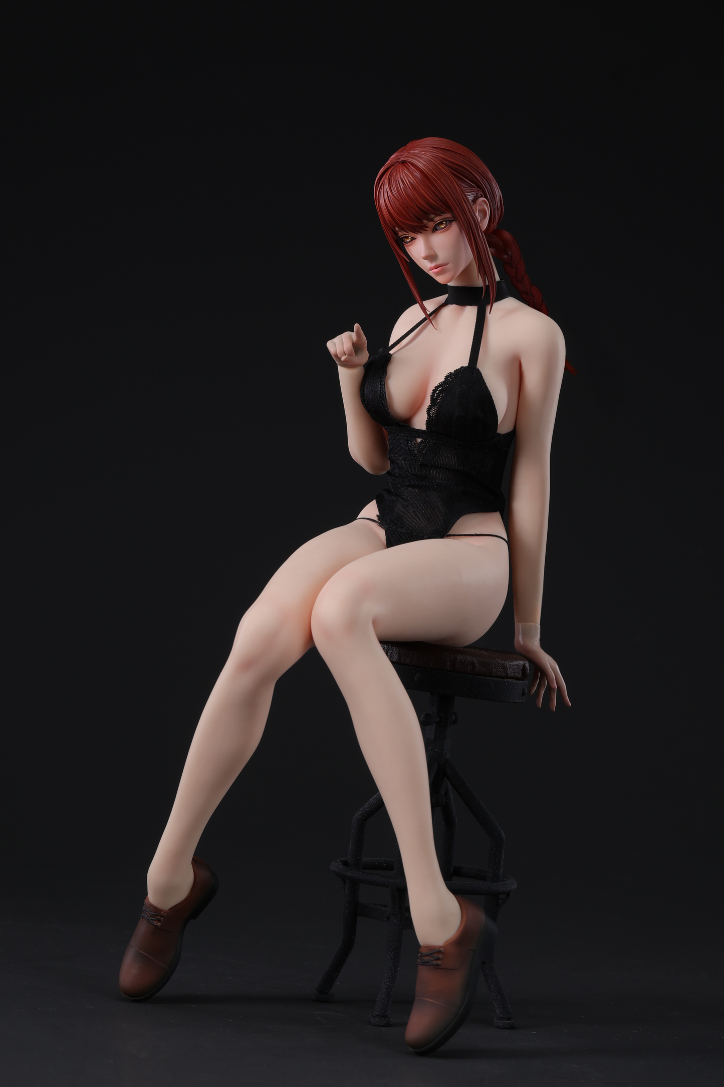 Box Qi Studio - Makima Platinum Silicone Articulated Action Figure
