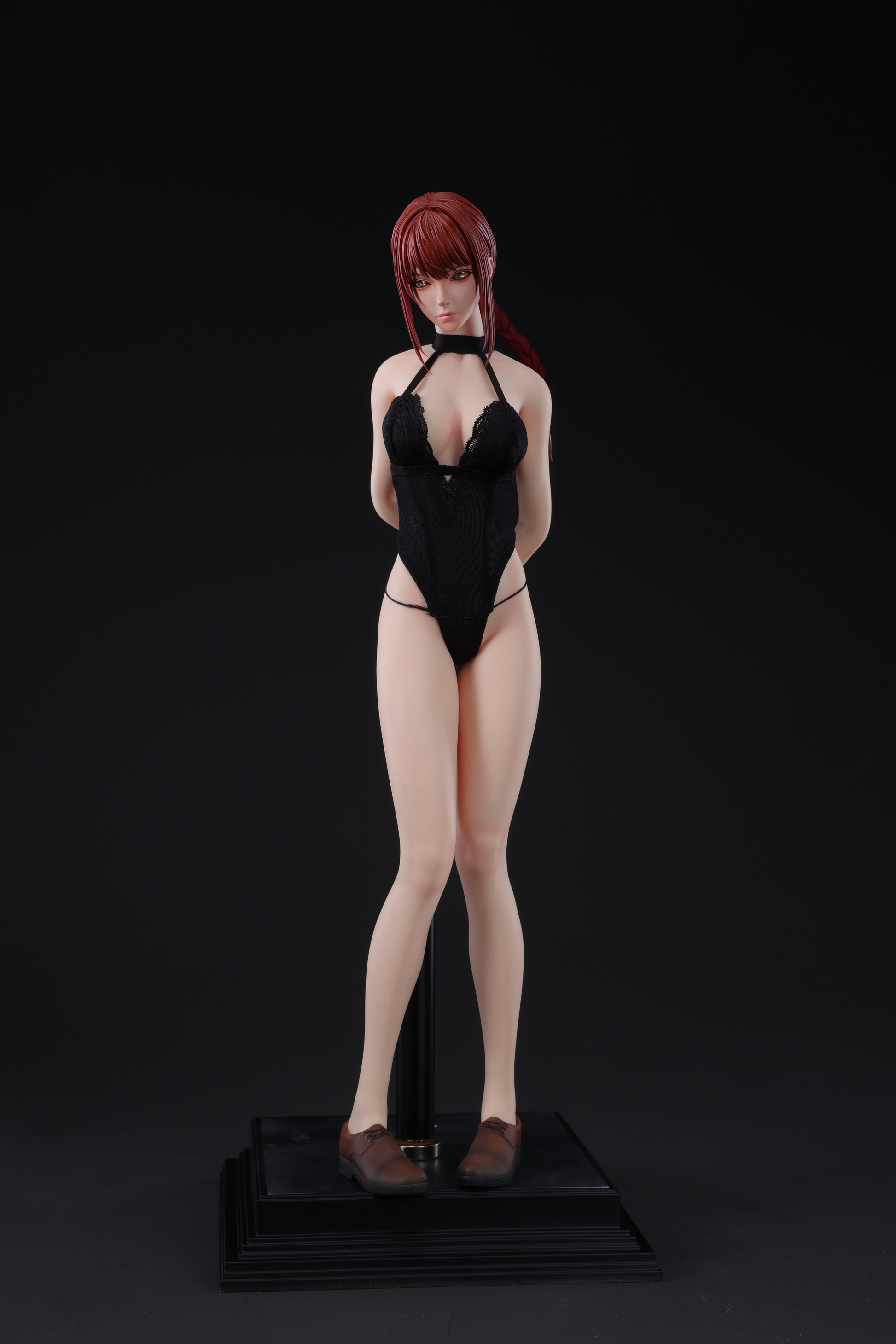 Box Qi Studio - Makima Platinum Silicone Articulated Action Figure 