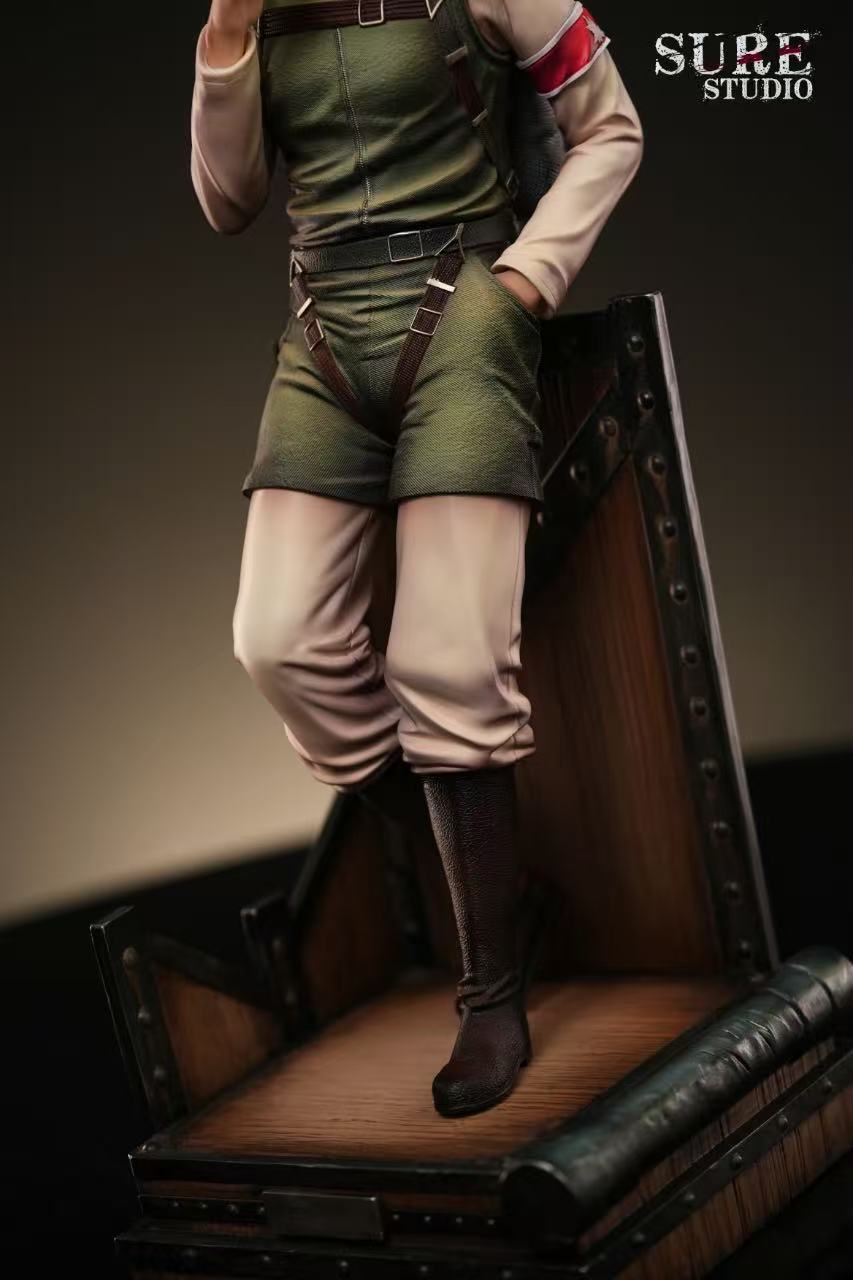 Sure Studio - Reiner Braun / Zeke Yeager