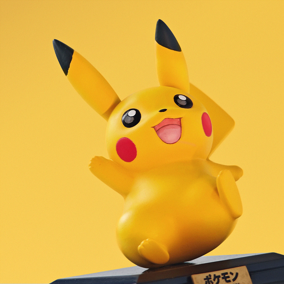 Miumiu Studio - Pikachu 30th Anniversary #10