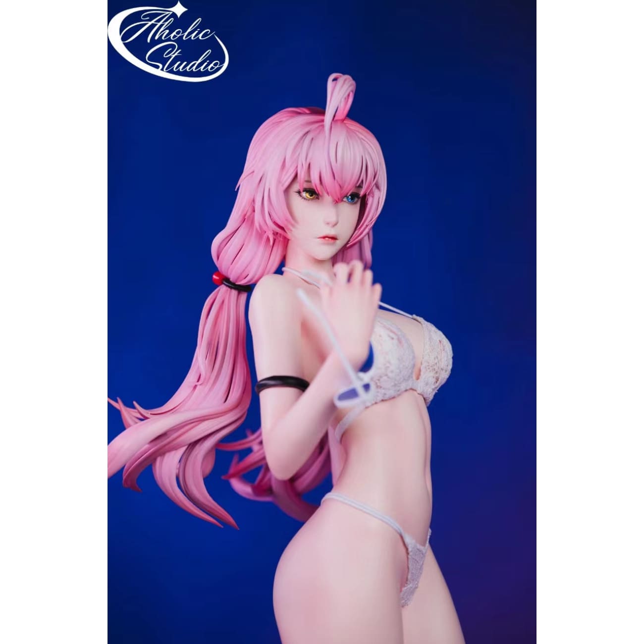 Ahoilc Studio - Takanashi Hoshino