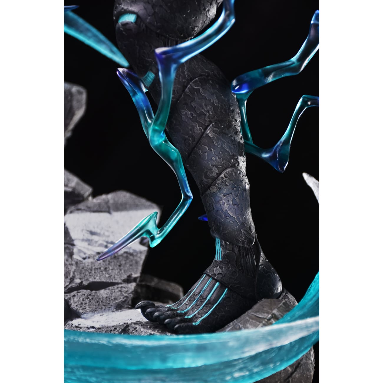 Amazing Z Studio - Kafka Hibino Kaiju Form [2 Variants]