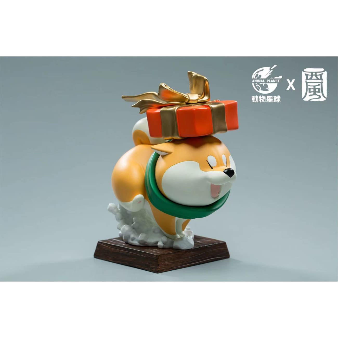 Animal Planet x Xifeng - Corgi’s Christmas