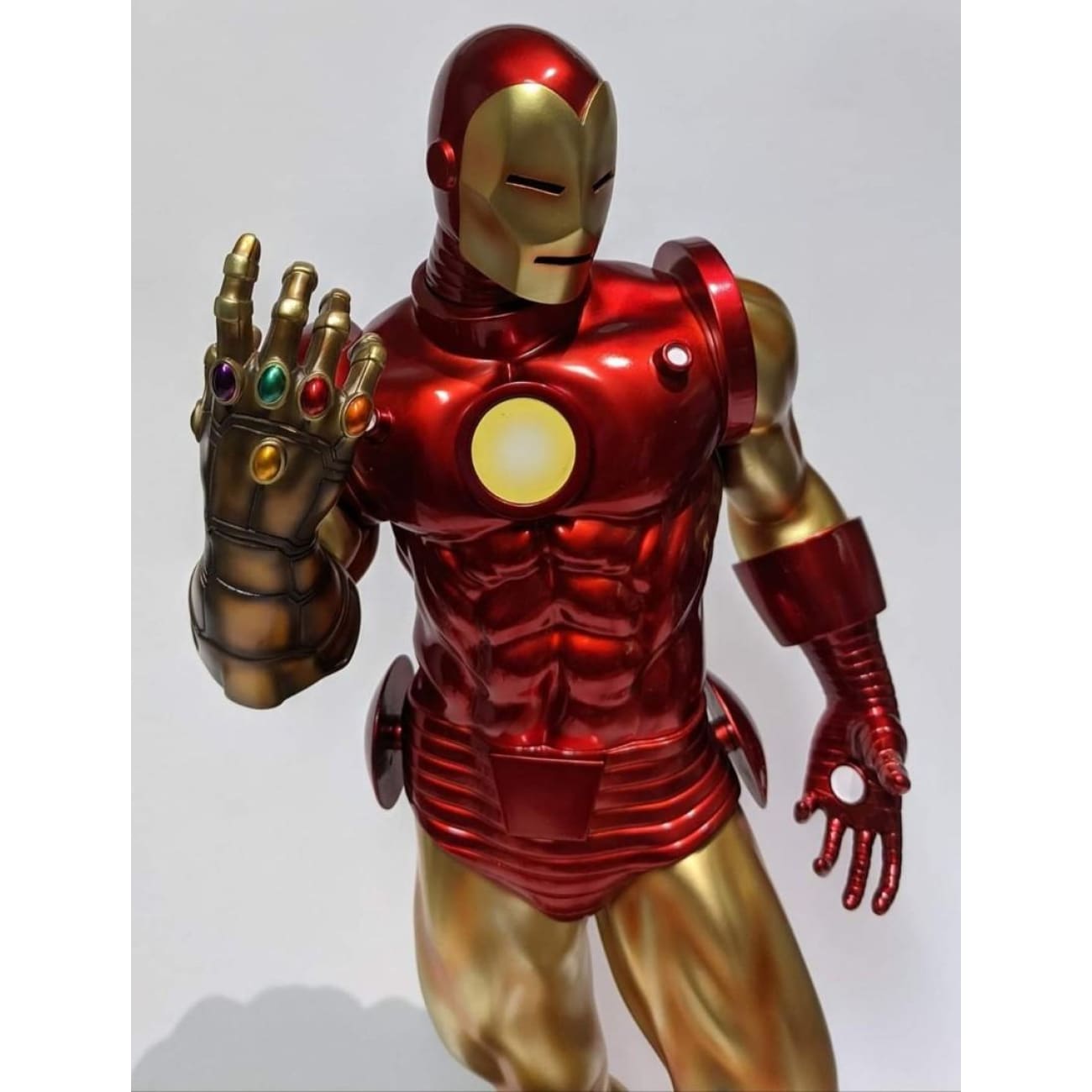 Arkham Studio - Alex Ross Style Iron Man [1/4 scale] 