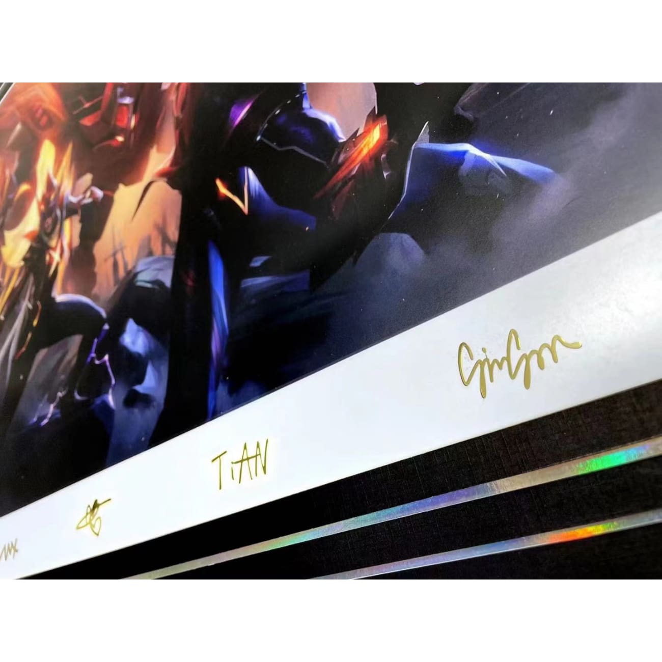 Billion Birds Studio - FunPlus Phoenix Skin Splash Poster Frame 