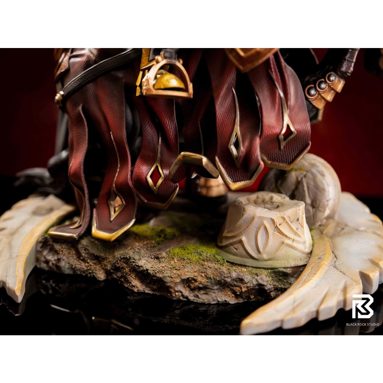 Black Rock Studio - T6 Raid Lightbringer Raiment [4 Variants]